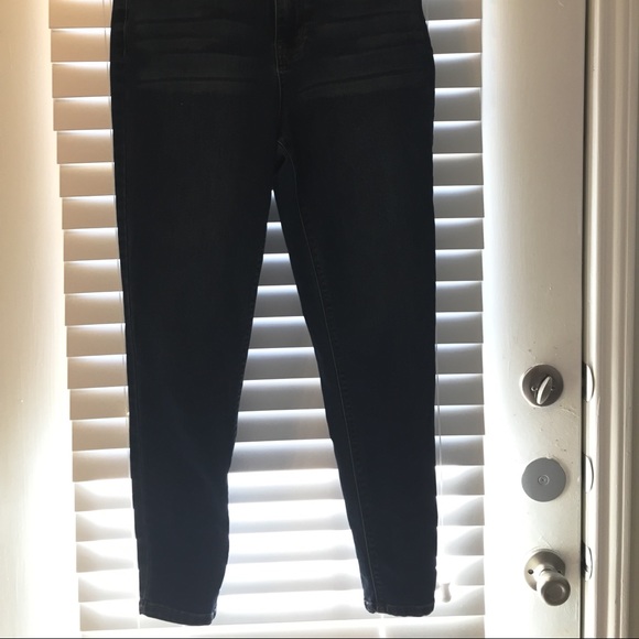 Dark wash high waisted skinny jeans. - Picture 2 of 5